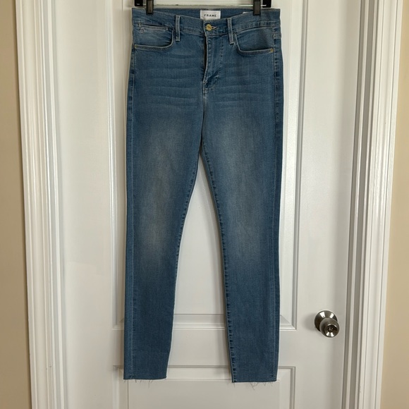 EXCELLENT USED CONDITION FRAME LE HIGH SKINNY JEANS - Picture 1 of 8